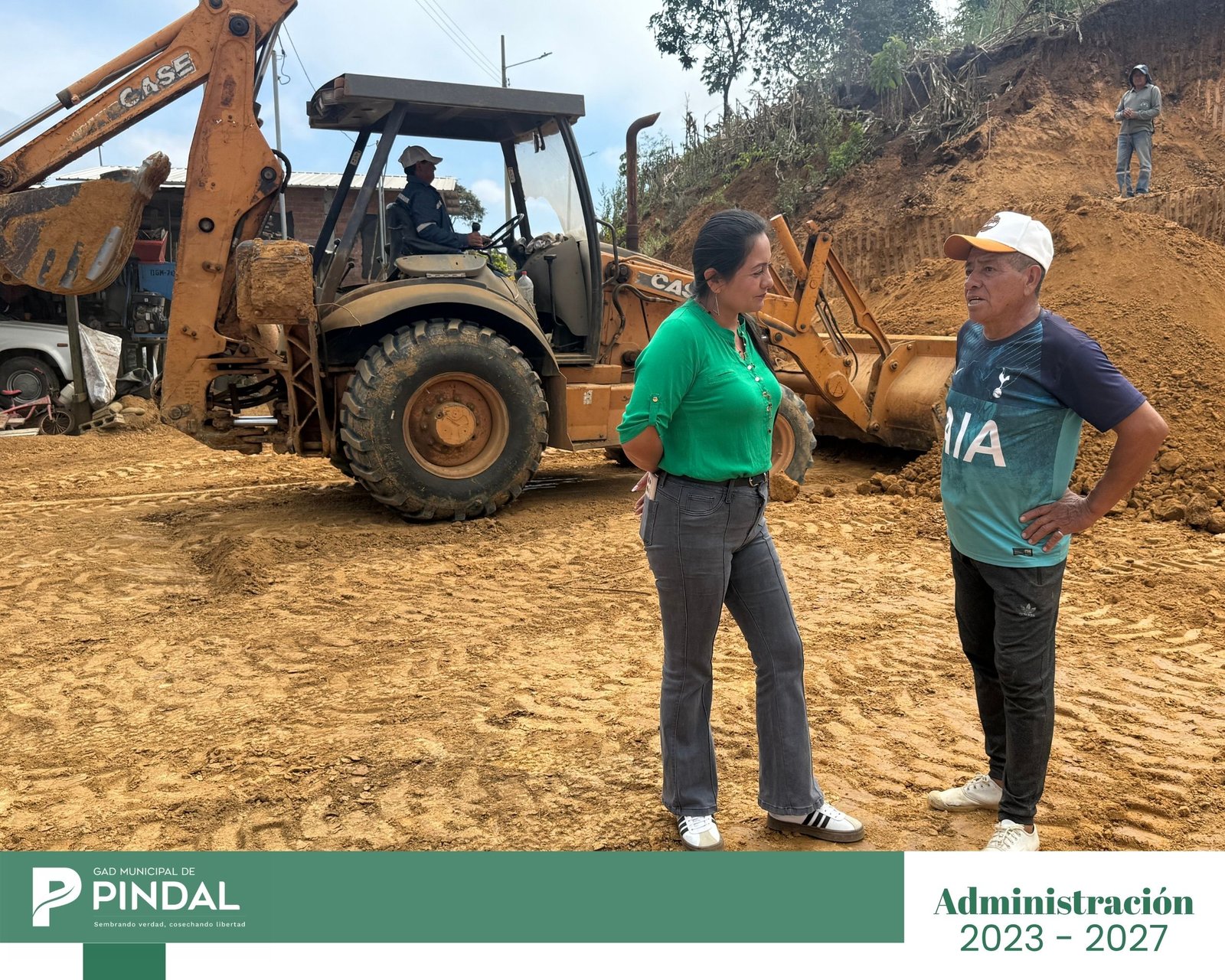 Vicealcaldesa Mariela Calderon supervisando trabajos en el sitio El Señor Cautivo de Ayabaca