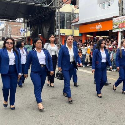 Desfile Civico 12