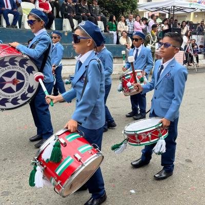 Desfile Civico 6